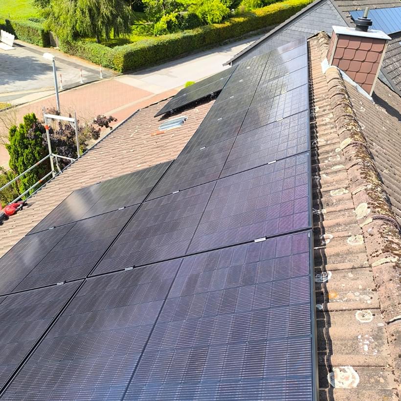 Saubere Energie mit Photovoltaikanlagen Saubere Energie mit Photovoltaikanlagen