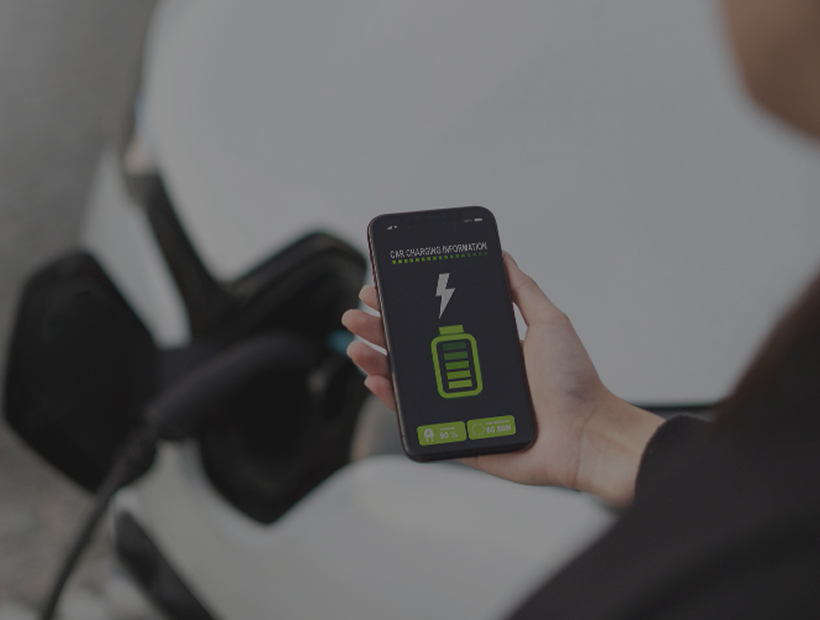 Mit Solarstrom für unter 10 Cent/kWh fahren Sie bis zu 75 % günstiger Mit Solarstrom für unter 10 Cent/kWh fahren Sie bis zu 75 % günstiger